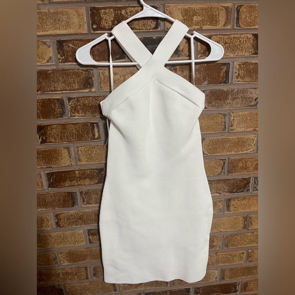 Aritzia Babaton Sculpt Knit Criss Cross Midi Dress size medium